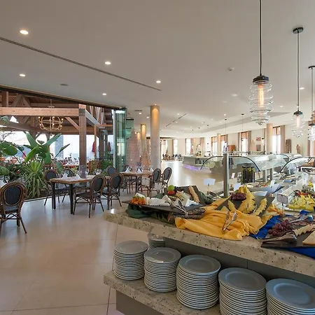 אתר נופש Pierre & Fuerteventura Origomare 4*